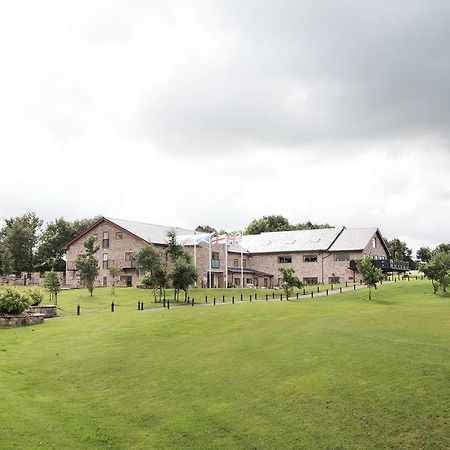 Oak Royal Hotel, Golf And Country Club チョーリー エクステリア 写真