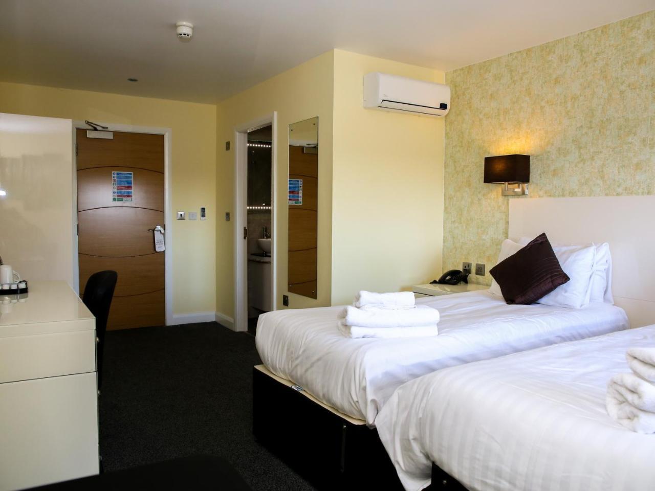 Oak Royal Hotel, Golf And Country Club チョーリー 部屋 写真